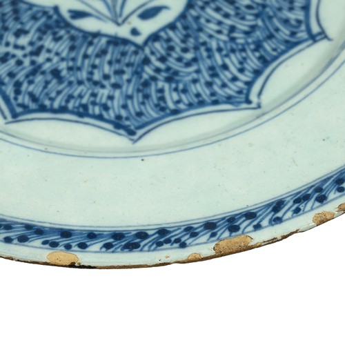 159 - 18th Century Dutch Delft ware plate in typical blue and white glaze with hanging basket design to ce... 