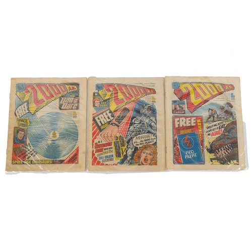 263 - Vintage Comics. 2000AD No.1, 2 & 3. 26th Feb 1977- 12th March 1977. Lacking free gifts, some bro... 