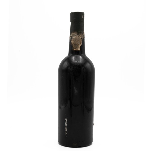 327 - Taylor's 1975 vintage port, no size or proof marks, standard 75cl sized bottle. Top shoulder, label ... 