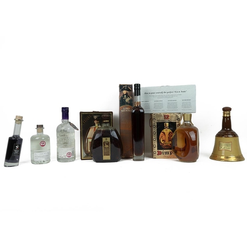 401 - Haig Dimple 12 year old scotch whisky 100cl 43% alc/vol, in original cardboard box together with: Hi... 