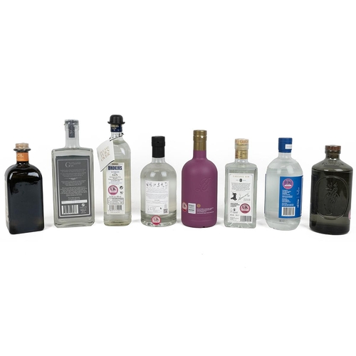 402 - 8 bottles of gin: Richard III Leicester 70cl 40% alc/vol; Foxdenton The Original 48 70cl 48% alc/vol... 