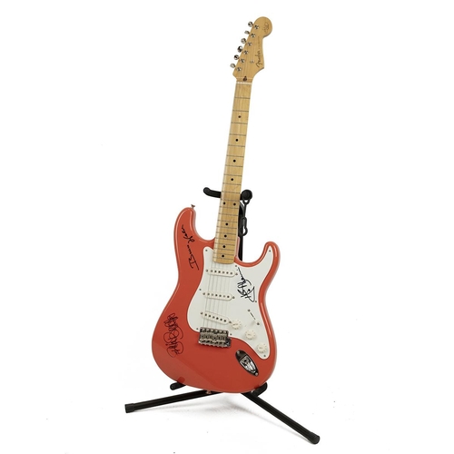 467 - Cased Japanese Fender Stratocaster plus type pr 290 electric guitar with owners manual, in original ... 