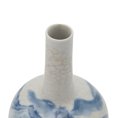 176 - A CHINESE BLUE AND WHITE VASE, 19/20TH CENTURYDecorated with landscape scene on crackle pattern grou... 