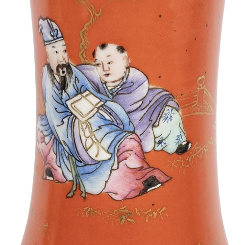 182 - A LARGE CHINESE FAMILLE ROSE VASE, LATE 19TH - EARLY 20TH CENTURYWith orange ground, decorated with ... 