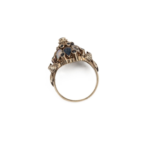 88 - Vintage 18ct gold Thai princess harem ring, known as 'Nop-pa-kao', traditional style in the form of ... 