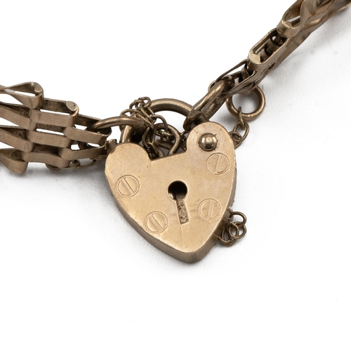 139 - 9ct gold link bracelet with heart-shaped padlock clasp, 4.94 grams.