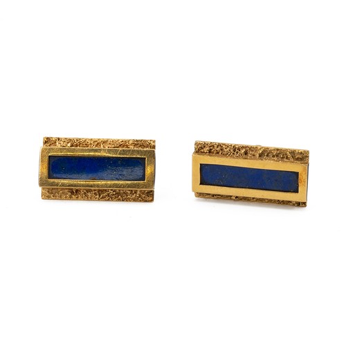 192 - Pair of yellow metal and lapis lazuli set cufflinks, stamped 18k, 14.31 grams.