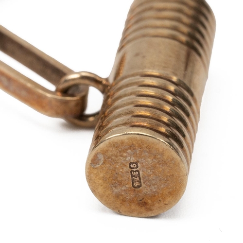 197 - 9ct gold hallmarked cufflinks in the form of ribbed circular bars, weight 9.1 grams.