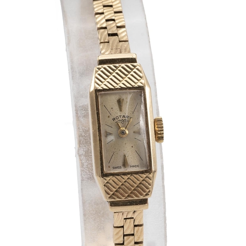 291 - 9ct gold ladies watch and strap, on a brick link strap, 14.90 grams.