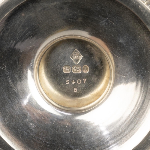 418 - Pierced silver tazza hallmarked for Sheffield 1895 by Mappin Brothers, 206 grams.