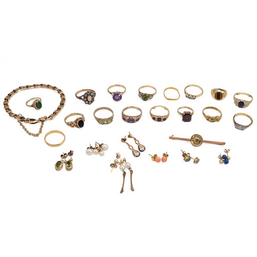 237 - Collection of jewellery to including 9ct and yellow metal ring, necklaces, Avia watch, tested as 9ct... 