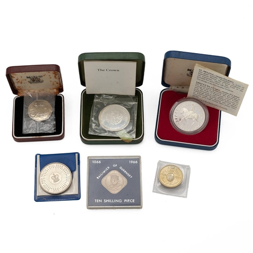 137 - Collection of decimal collectors coinage with some silver, including 1966 Guernsey 10 Shillings, 197... 