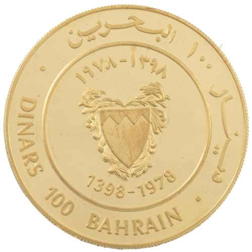 143 - Bahrain, AH 1398 (1978) gold proof 100 Dinars (Friedberg 4, KM 11). Obverse: Isa bin Salman Al Khali... 