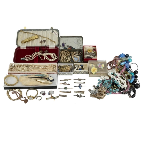 27 - Assorted costume jewellery, including necklaces, bracelet, brooches and other items.