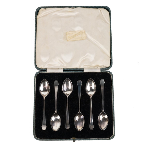 43 - Collection of mixed silver items, to include a salver, pierced silver basket, set of teaspoons and s... 