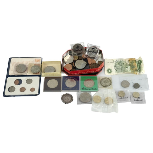 112 - Collection of coins, including two 1899 half-crowns, along with various other Victorian silver coins... 