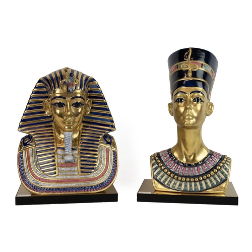 166 - Edoardo Tasca Capodimonte limited edition ceramic busts of Nefertiti (875/1000) and King Tutankhamun... 