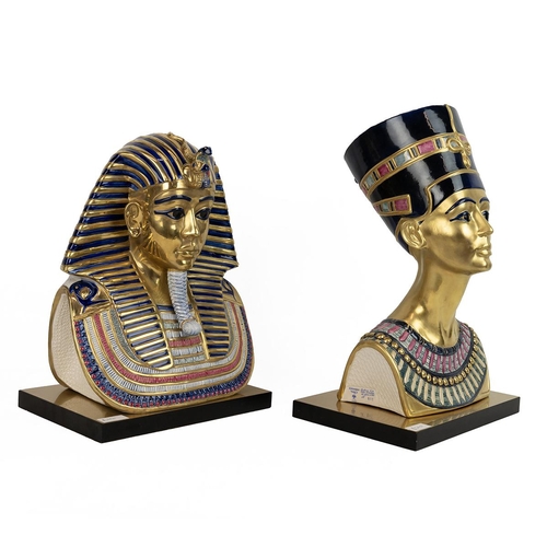 166 - Edoardo Tasca Capodimonte limited edition ceramic busts of Nefertiti (875/1000) and King Tutankhamun... 