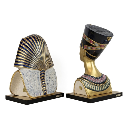 166 - Edoardo Tasca Capodimonte limited edition ceramic busts of Nefertiti (875/1000) and King Tutankhamun... 