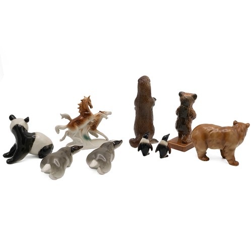 201 - Porcelain figurines - various makers - 2 x badgers, panda, brown bear, otter, 2 x penguins and horse... 