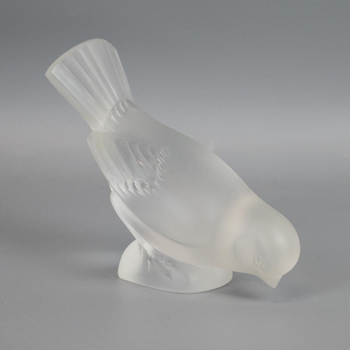 217 - Lalique - frosted glass figurine - a small bird feeding. Engraved 'Lalique France' to the back of th... 