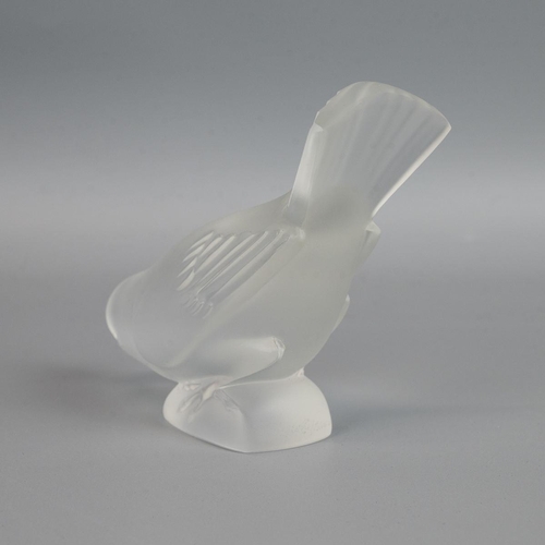 217 - Lalique - frosted glass figurine - a small bird feeding. Engraved 'Lalique France' to the back of th... 