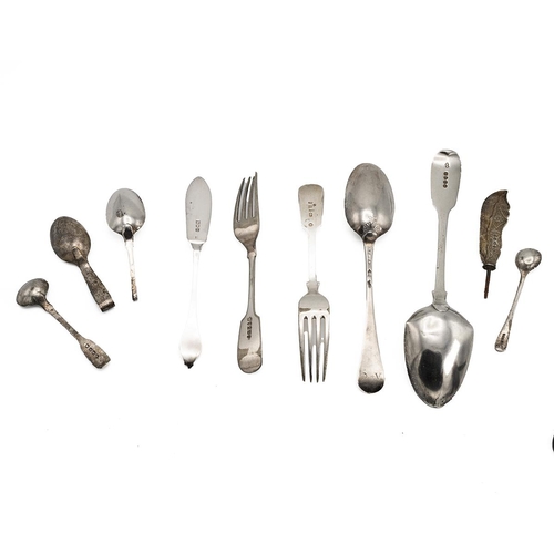 236 - Collection of miscellaneous silver cutlery, including an 18th century shell back example, 285 grams.