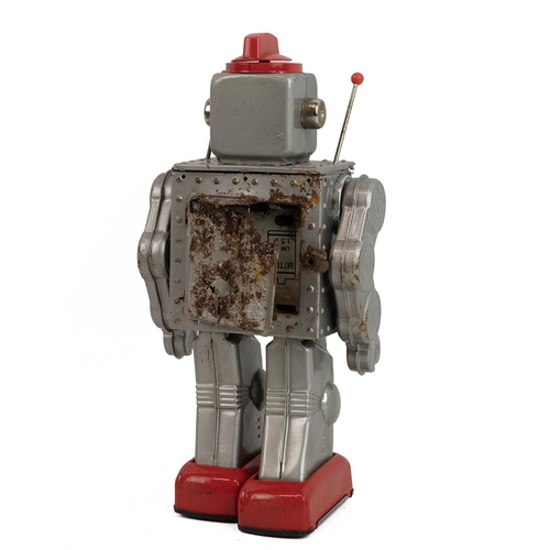 381 - Boxed vintage Gear Robot with automatic speed control, battery operated, painted tin, as found.