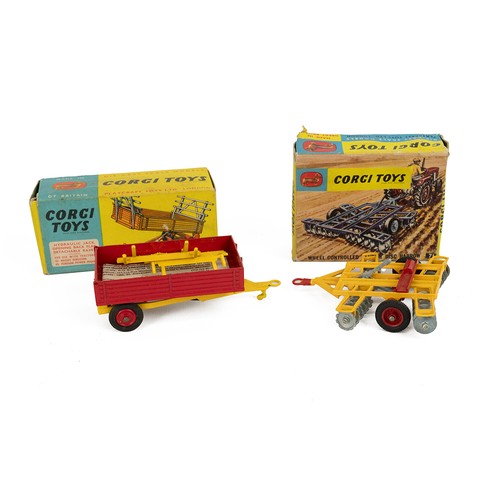 386 - Corgi Toys boxed Wheel Controlled Tandem Disc Harrow No.71, and boxed Farm Tipper Trailor No.62. (2)