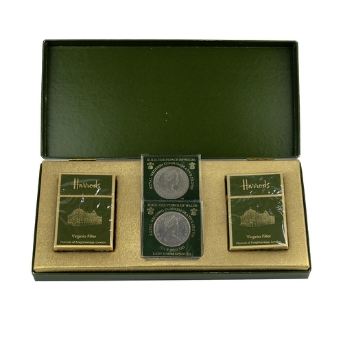 422 - Harrods 1981 presentation, with two packets of Virginia filter cigarettes and two 1981 crowns.