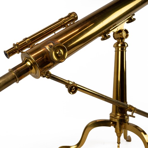 440 - 19th-century brass tripod Negretti Zambra astronomical telescope, marked to the eye pieces, in a fit... 