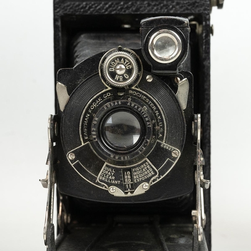 457 - Group of vintage plate cameras- Voightlander Press camera with Ross Synchro-compur-P lens; Midg No.1... 