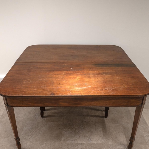 534 - 19th Century mahogany 8-10 seat dining table. One drop in leaf is original to the table creating an ... 