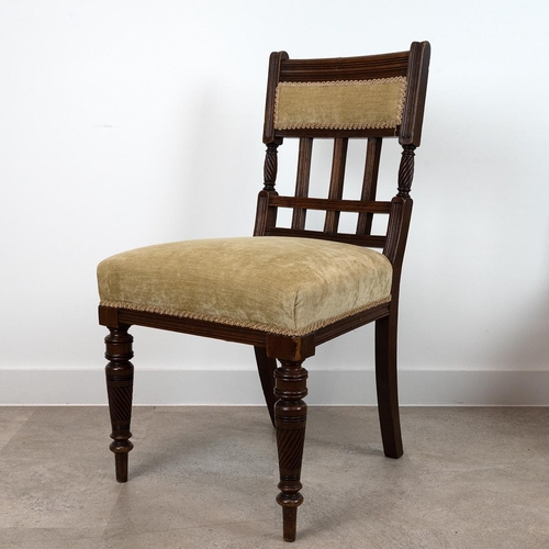 546 - An Edwardian mahogany wind out dining table with chamfered corners and two extra leaves (46.5cm), ra... 