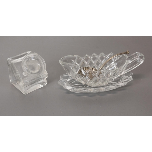 199 - The York Minster etched Stuart glass goblet 1972 (with paperwork) together with crystal and cut glas... 