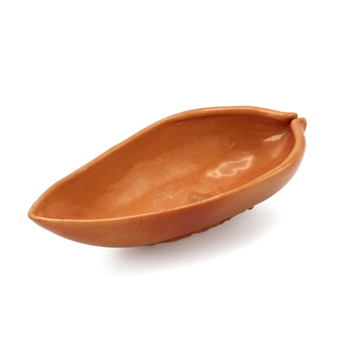 238 - A Chinese monochrome glazed porcelain vessel, 20th-century. Of leaf shape, glazed in coral, a moulde... 