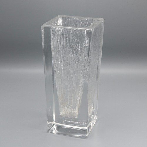 118 - A Daum square glass vase with bark tapering effect to the interior. Etched mark 'Daum France' to sid... 