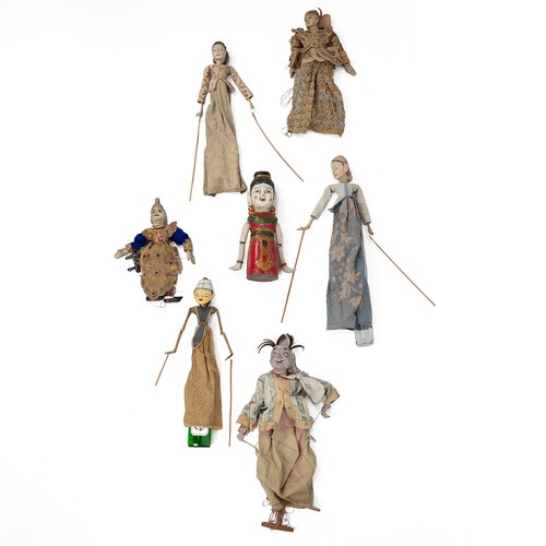 207 - Large vintage Chinese puppet, early 20th Century. Wooden head, hands and feet over a wicker body, we... 