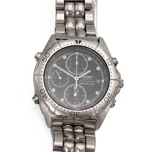 242 - Group of Quartz wristwatches. Includes: Citizen Eco-Drive Chronograph; Seiko Chronograph Sports 150;... 