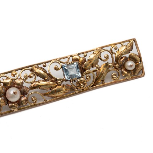 166 - Fine 14ct gold (tested) filigree aqua marine and pearl brooch, of elongated form decorated with leav... 