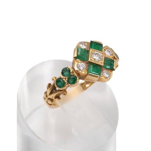 33 - UPDATED DESCRIPTION: An Art Deco style 18ct gold hallmarked, emerald and diamond ring, the centre st... 