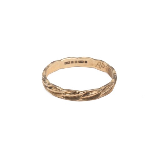 94 - 9ct hallmarked gold wedding band, size M, weight 1.2 grams.