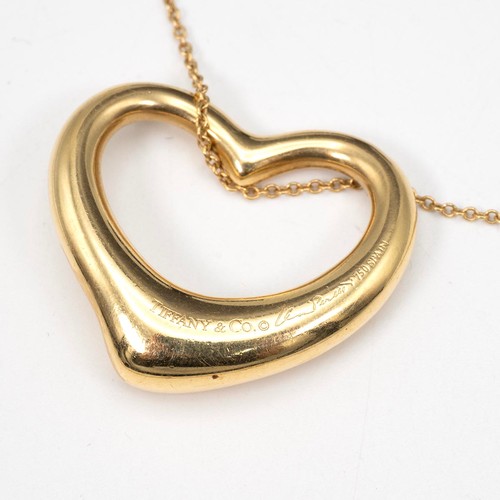 141 - Tiffany & Co 18ct gold hallmarked and signed gold heart shaped pendant necklace, drop 22cm, weig... 