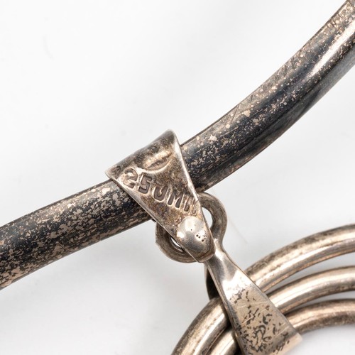 142 - Silver designer choker pendant necklace, stamped 925, weight 33 grams.