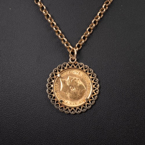150 - A 1914 George V half sovereign pendant on a 9ct gold 'O' link gold necklace, with lobster claw clasp... 