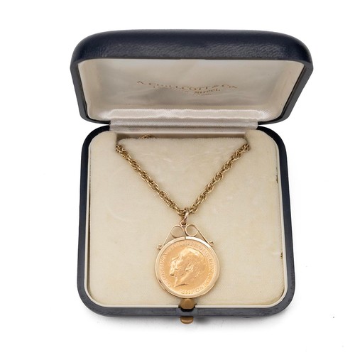 163 - 1911 George V gold sovereign pendant necklace with 9ct gold necklace, 61cm, gross weight 22 grams.