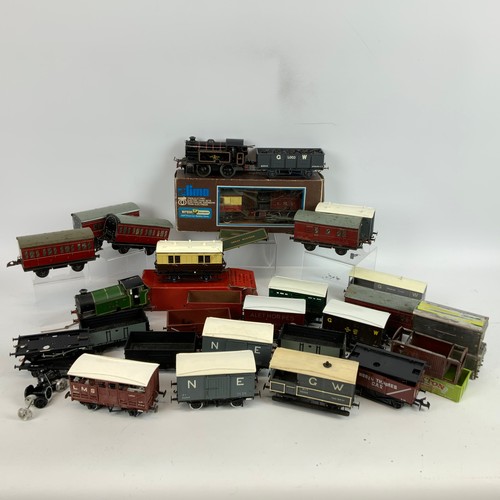 245 - Collection of O Gauge, wagons and tank engines, to include a GW for Fish Traffic Only Box Car (tin p... 