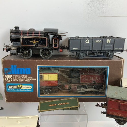 245 - Collection of O Gauge, wagons and tank engines, to include a GW for Fish Traffic Only Box Car (tin p... 