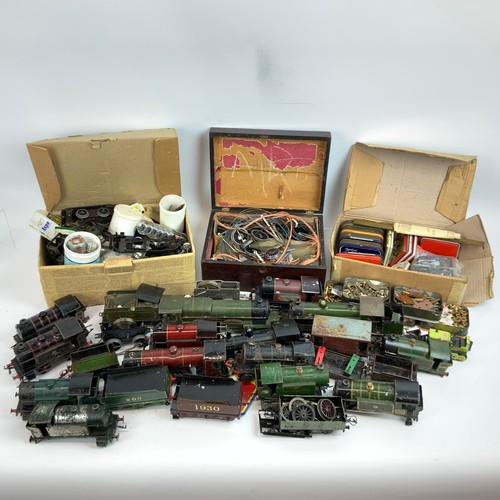 246 - Assorted early 20th-century and later O Gauge Locomotives (GWR Caerphilly Castle with Tender), rolli... 