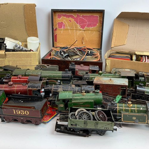 246 - Assorted early 20th-century and later O Gauge Locomotives (GWR Caerphilly Castle with Tender), rolli... 